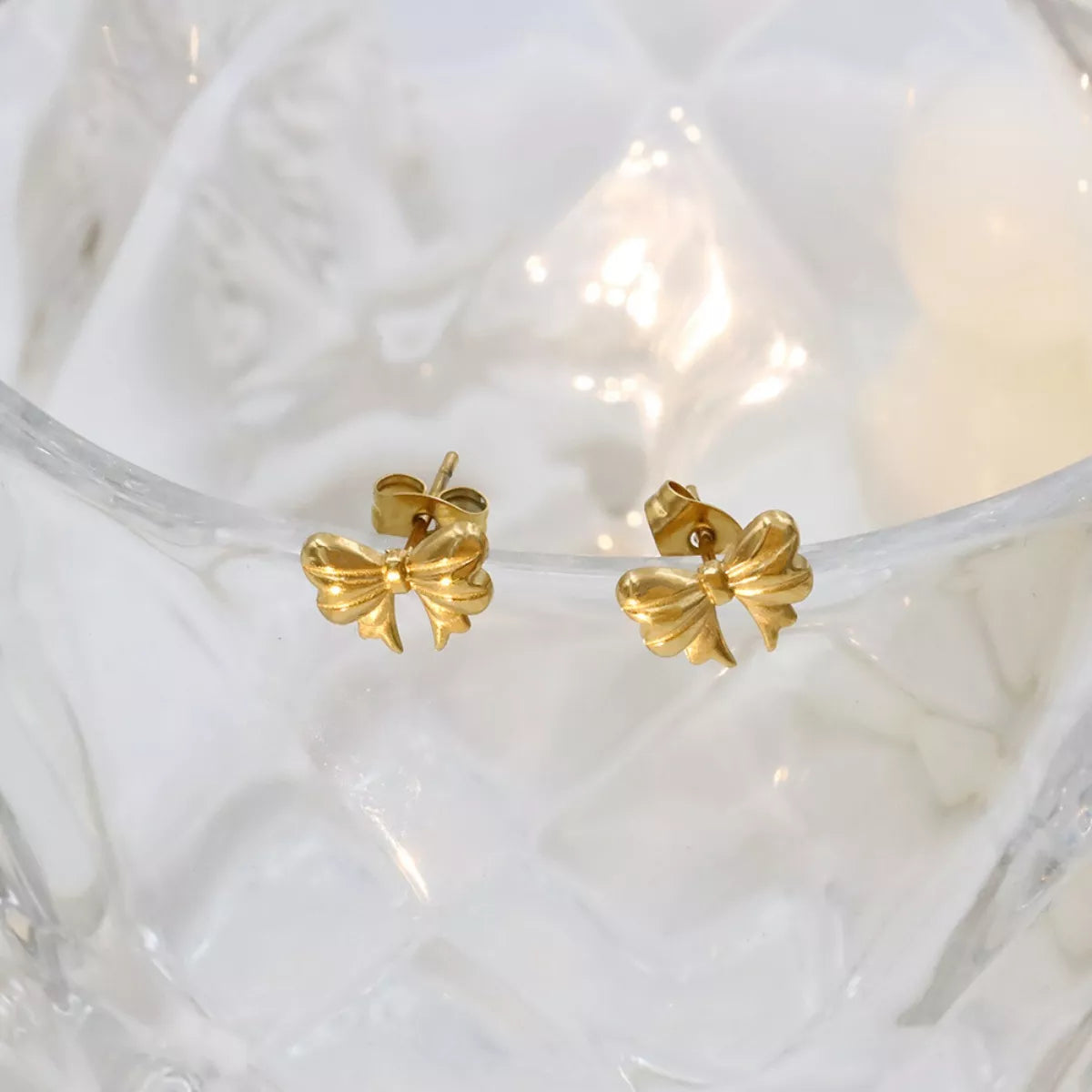 18K Gold-Plated Bow Earrings - cas7m