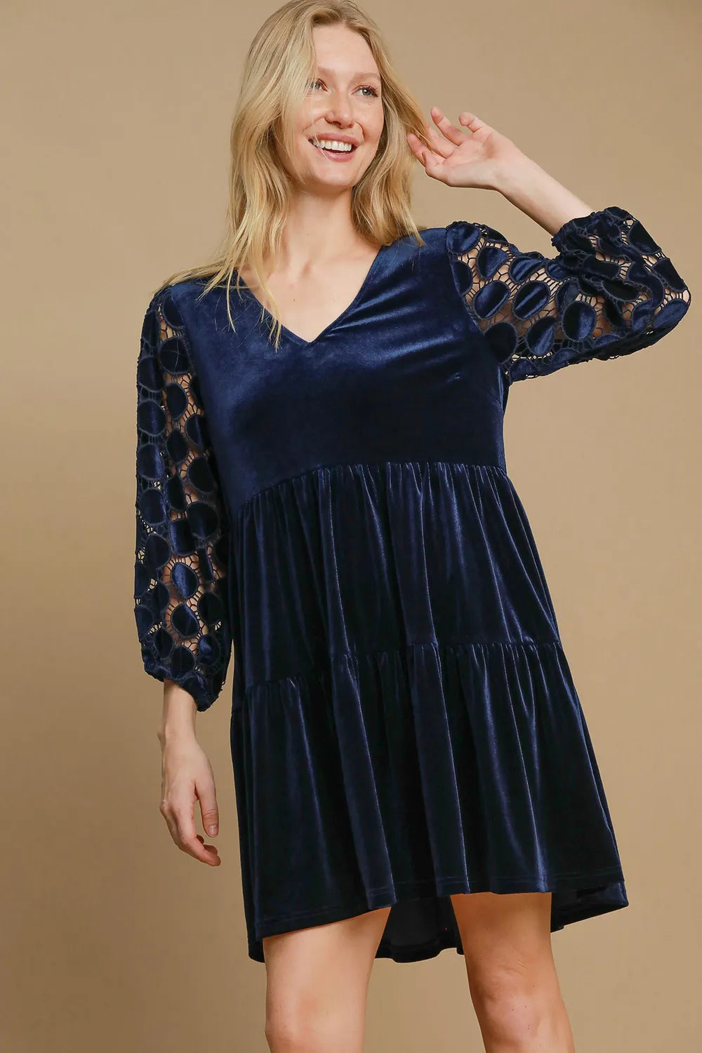 Umgee Dotted Lace Sleeve Tiered Velvet Mini Dress - cas7m