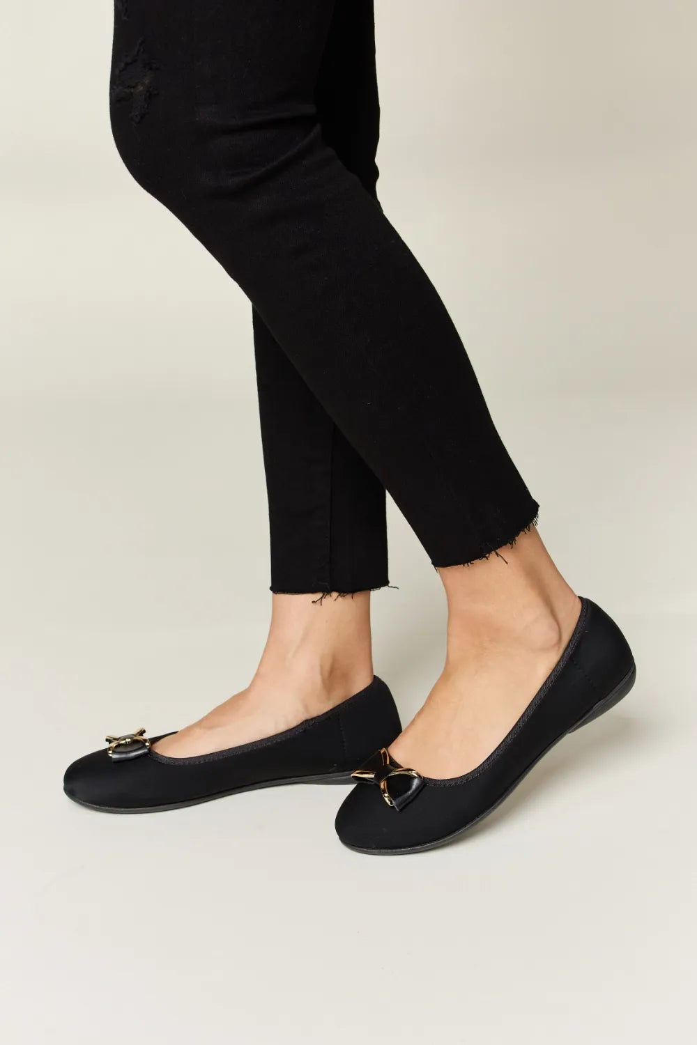 Forever Link Metal Buckle Flat Loafers - cas7m