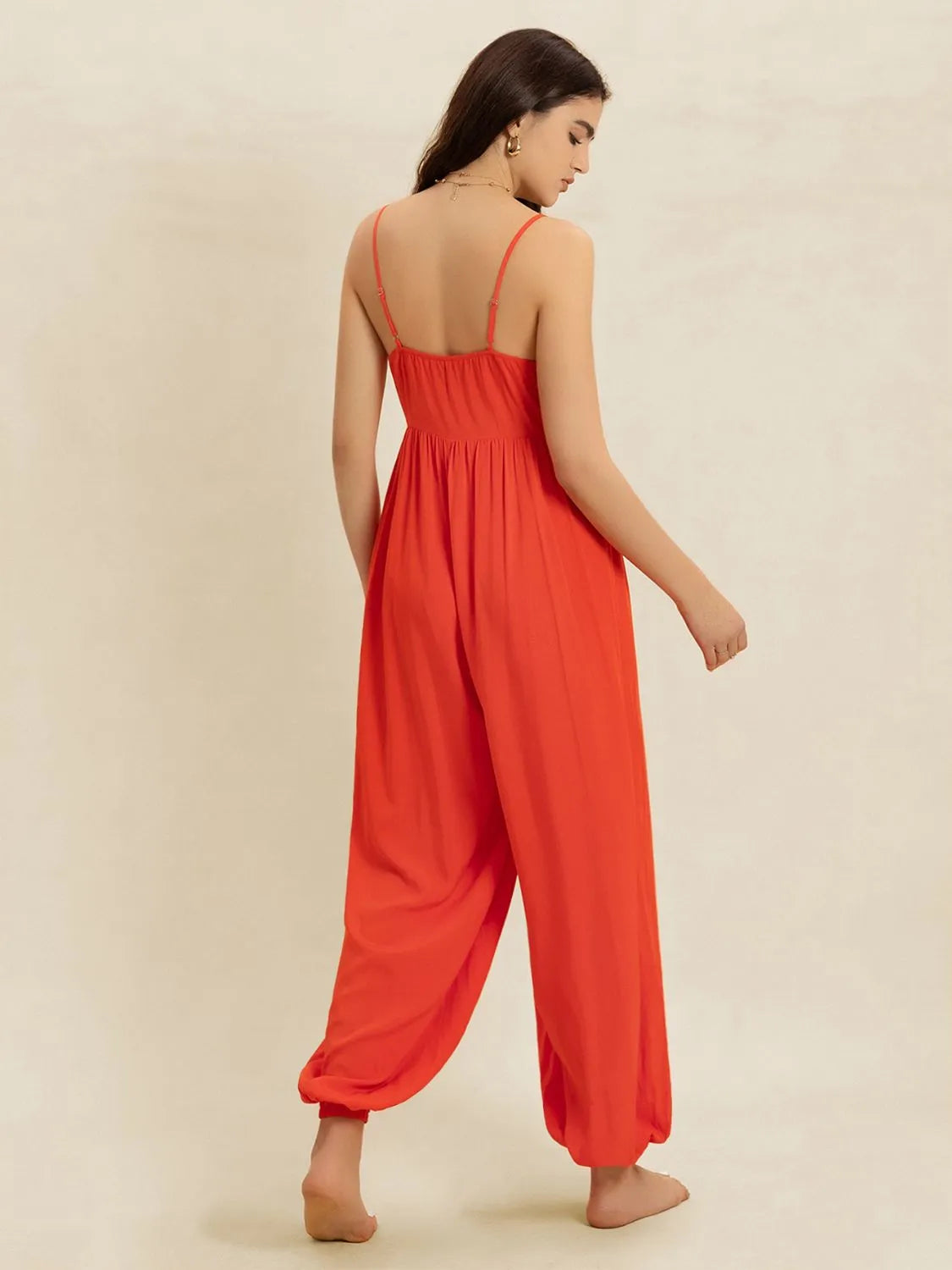 V-Neck Spaghetti Strap Jumpsuit - cas7m