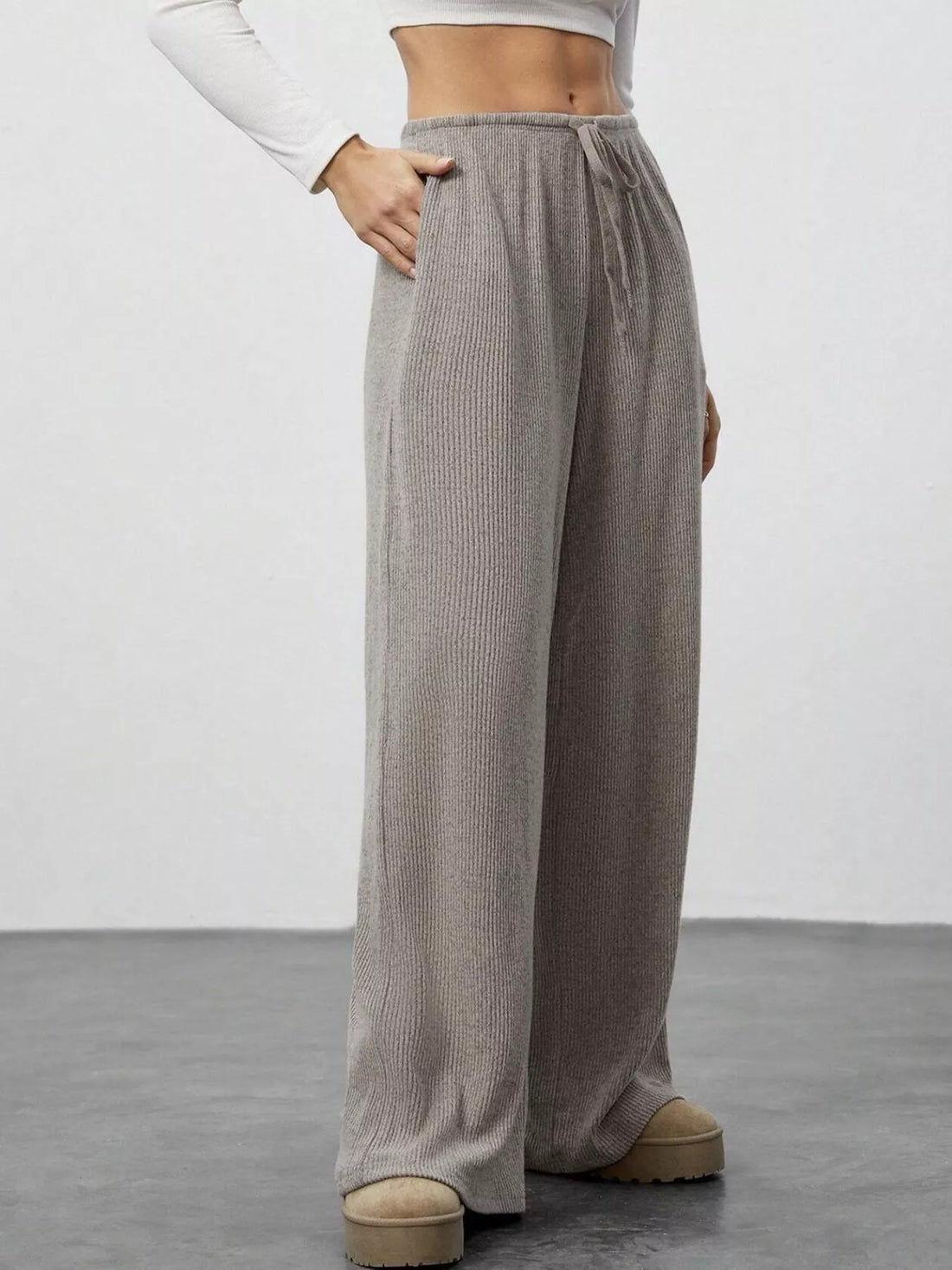 Relaxed Fit Wide Leg Pants - cas7m
