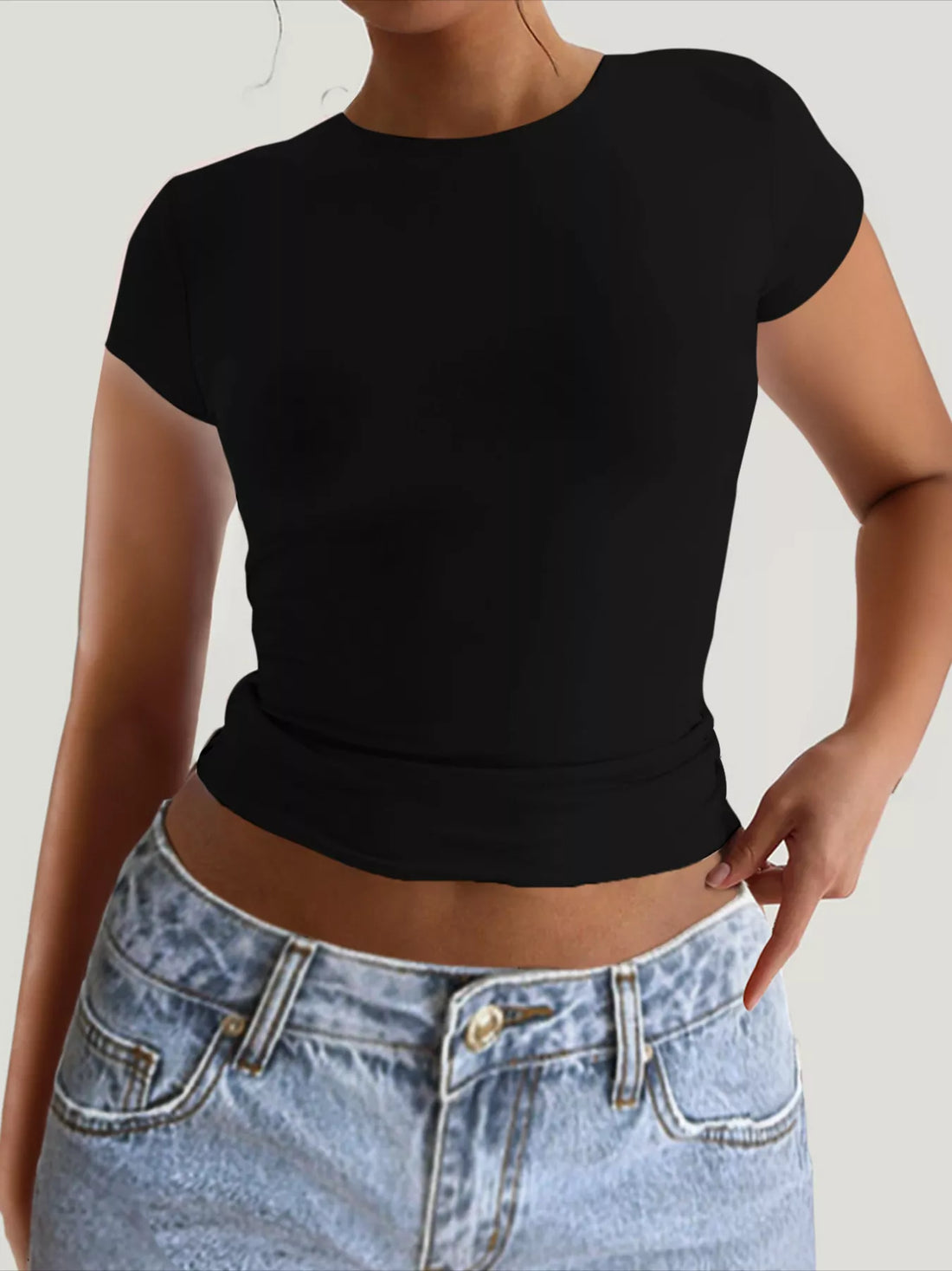 Slim-Fit Backless T-Shirt - cas7m
