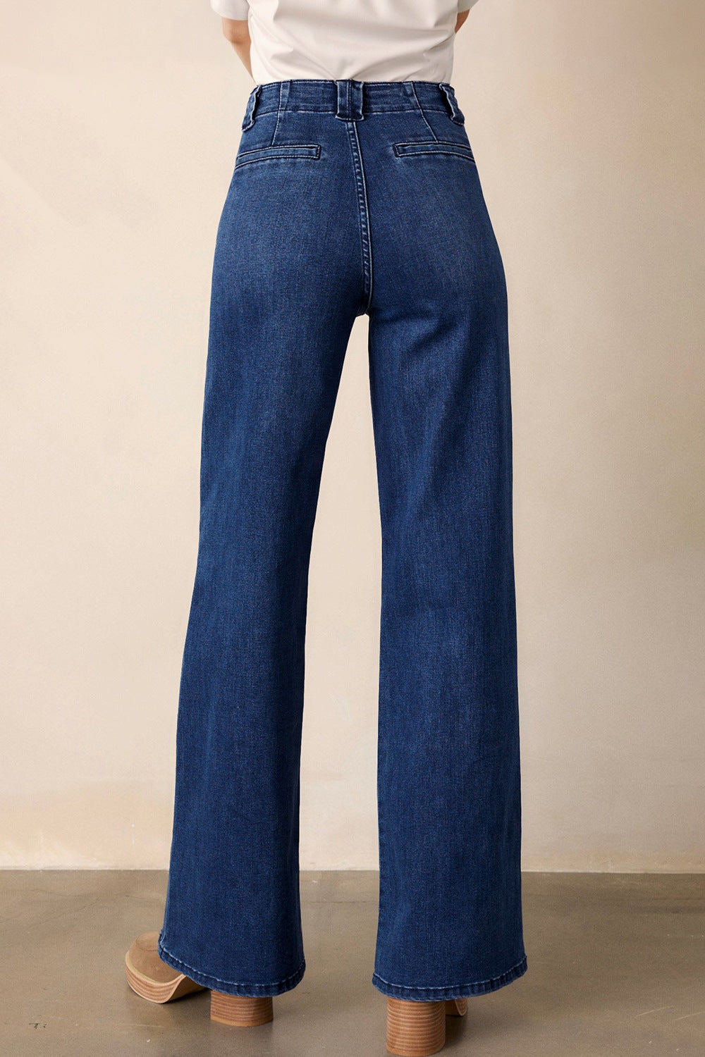 Straight Leg Mid-Rise Shift Jeans - cas7m