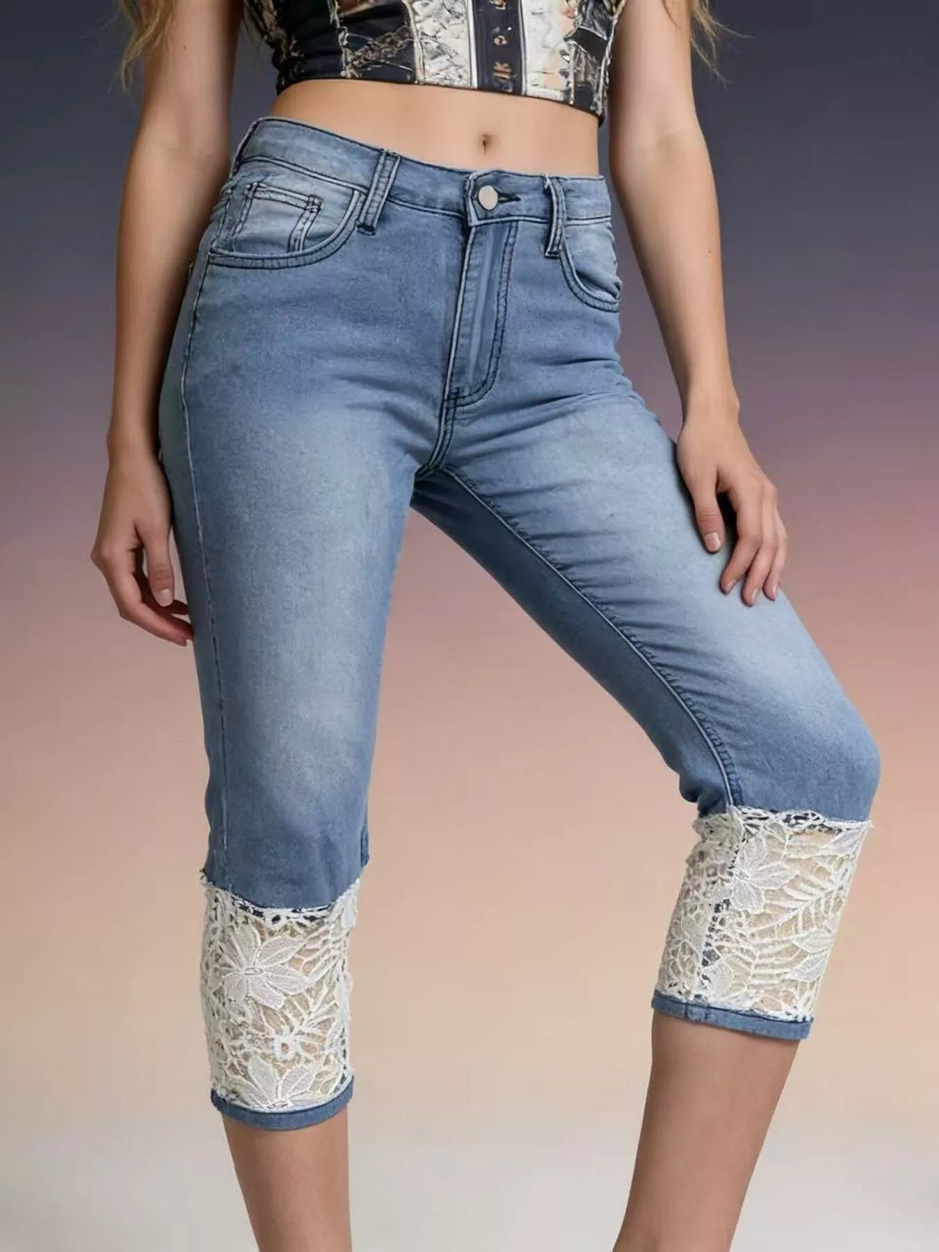 Full Size Lace Trimmed Capri Jeans Plus Size - cas7m