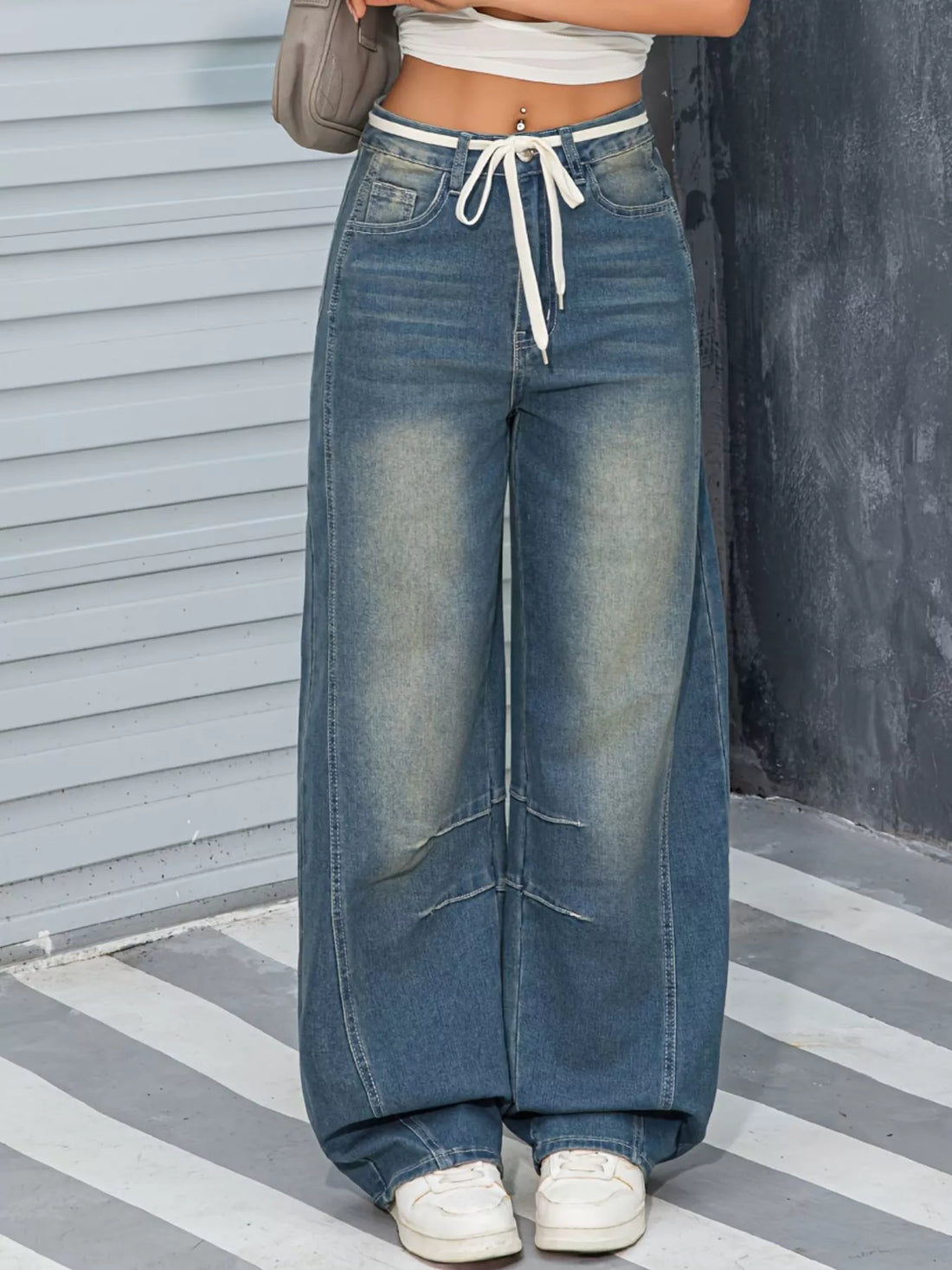 Vintage Wash Wide Leg Jeans - cas7m