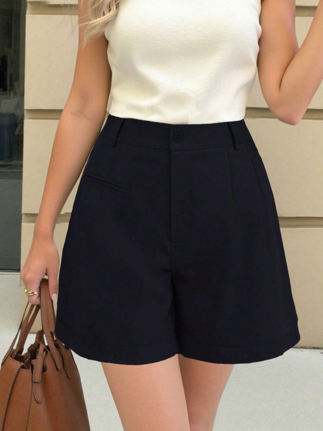 High-Waisted Shorts - cas7m