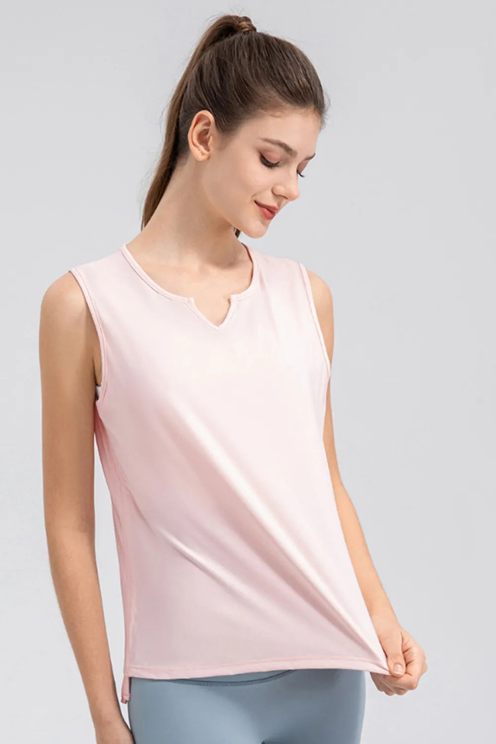 Notched Wide Strap Active Tank - cas7m