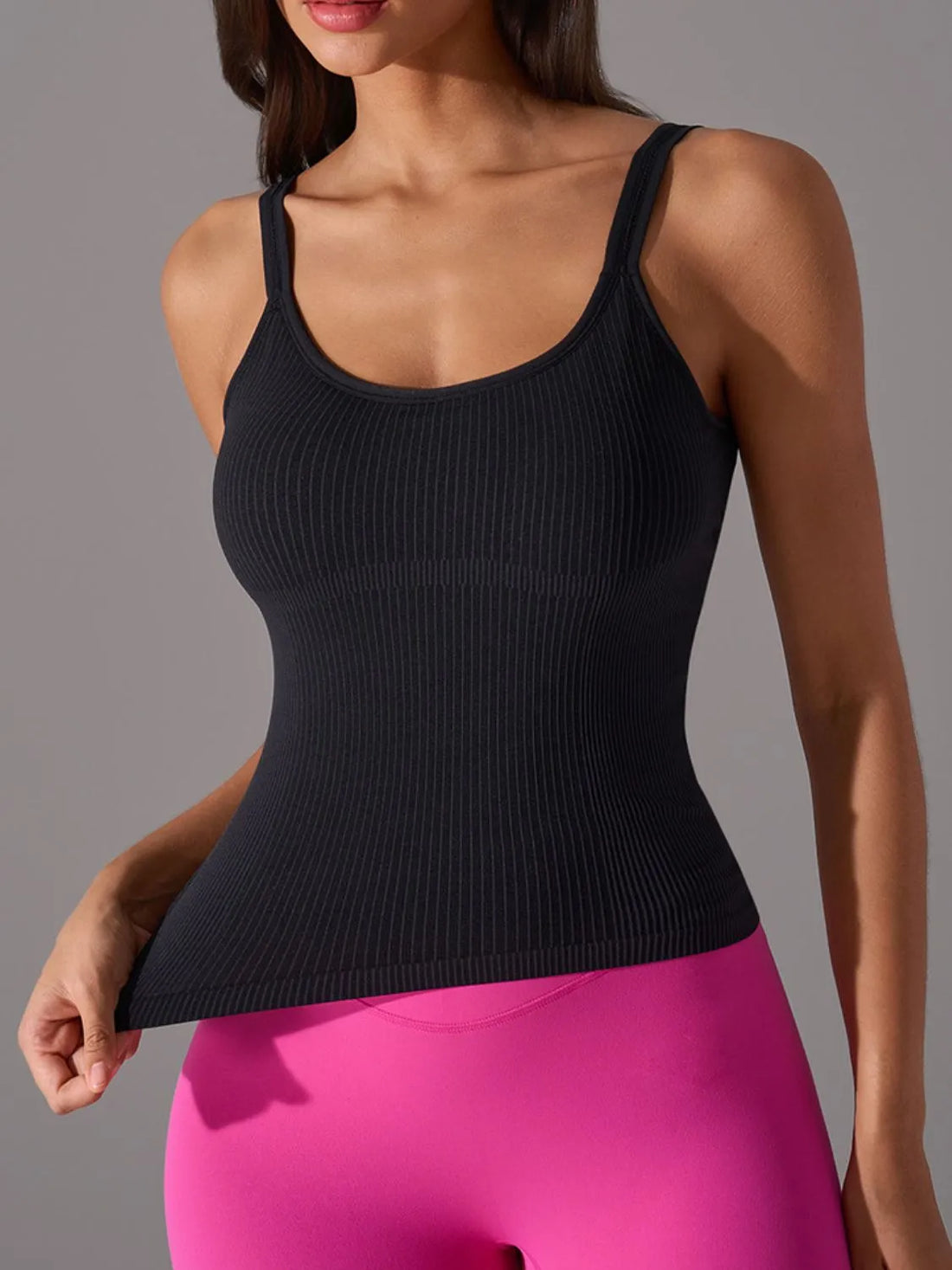 Scoop Neck Active Tank with Detachable Chest Pads - cas7m