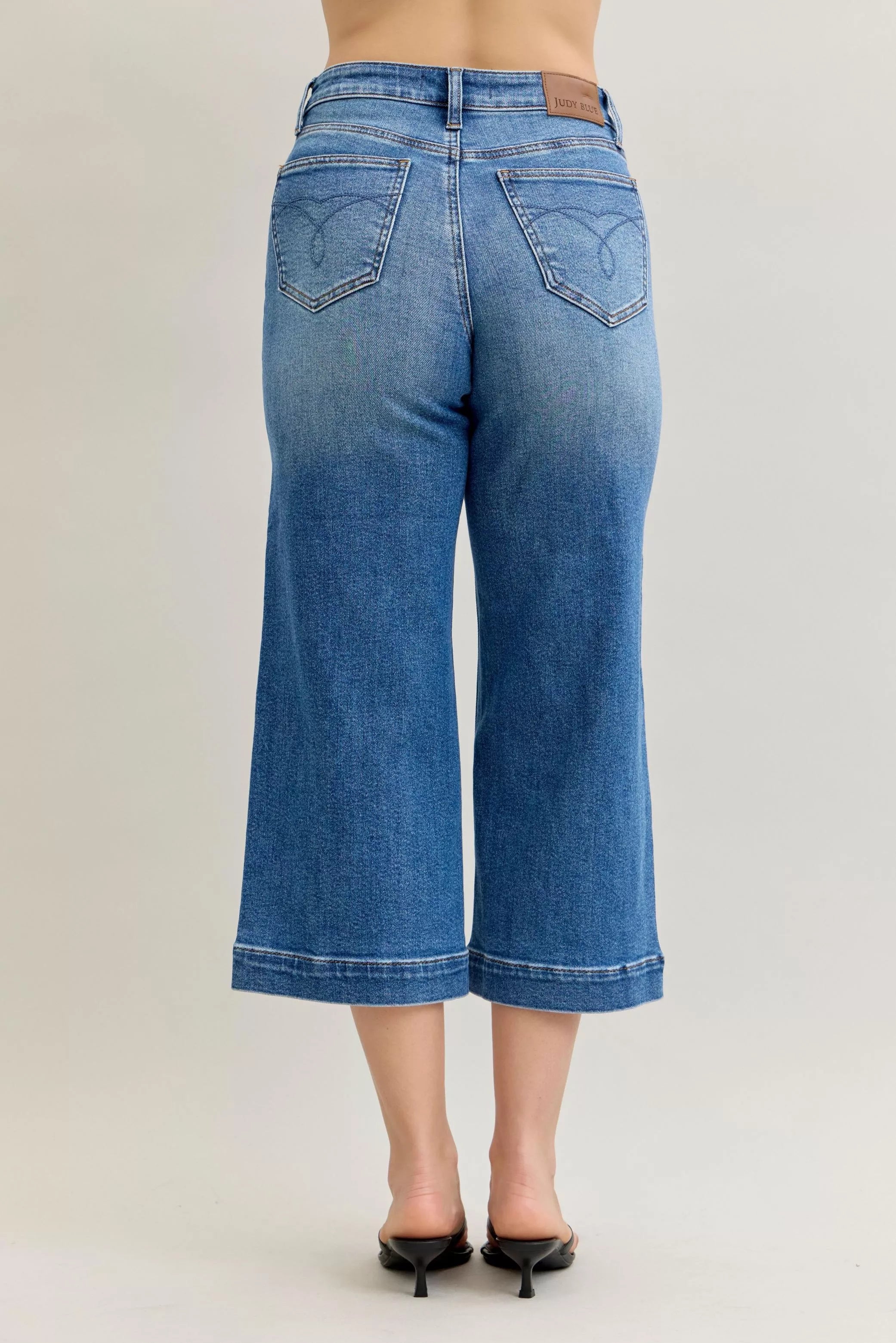 Judy Blue Mid Rise Crop Wide Leg Jeans - cas7m