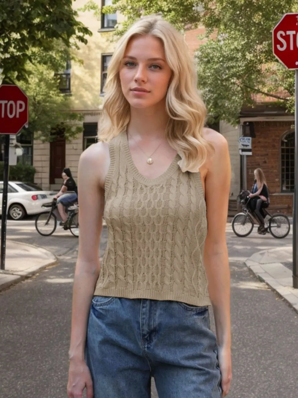 Cable-Knit V-Neck Knit Tank - cas7m