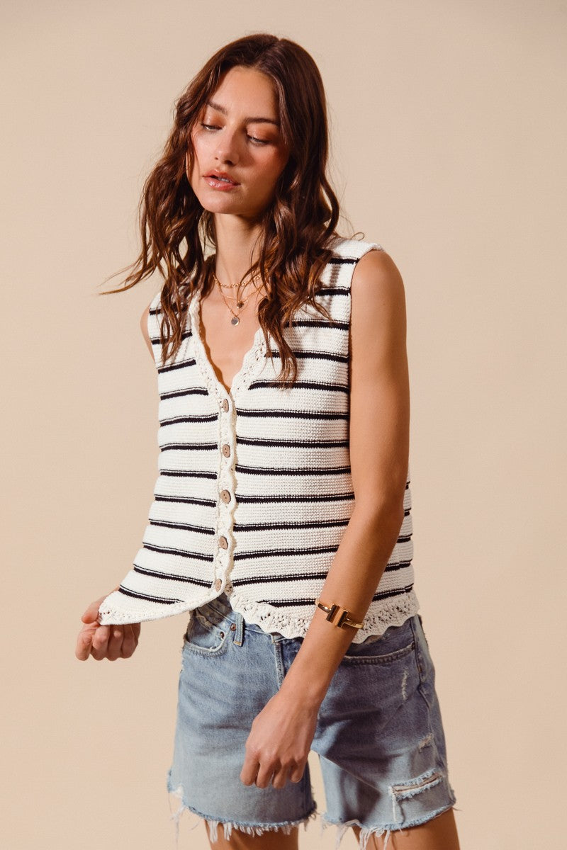 SO ME Buttoned Front Stripe Texture Knitted Sweater Vest - cas7m