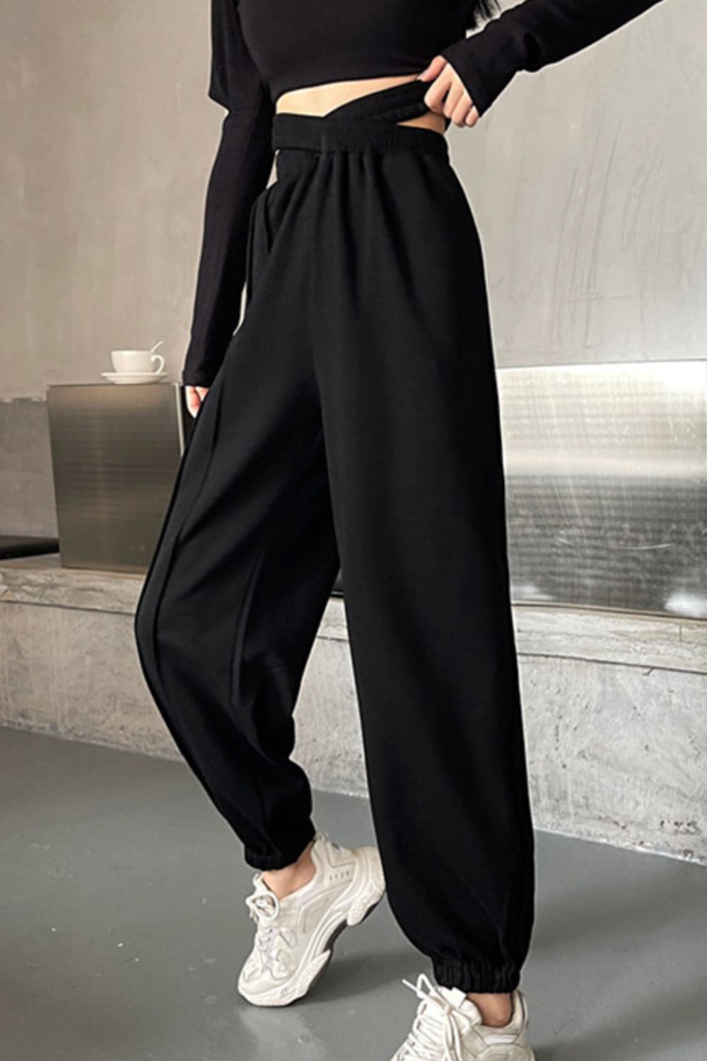 Crisscross Long Sweatpants - cas7m
