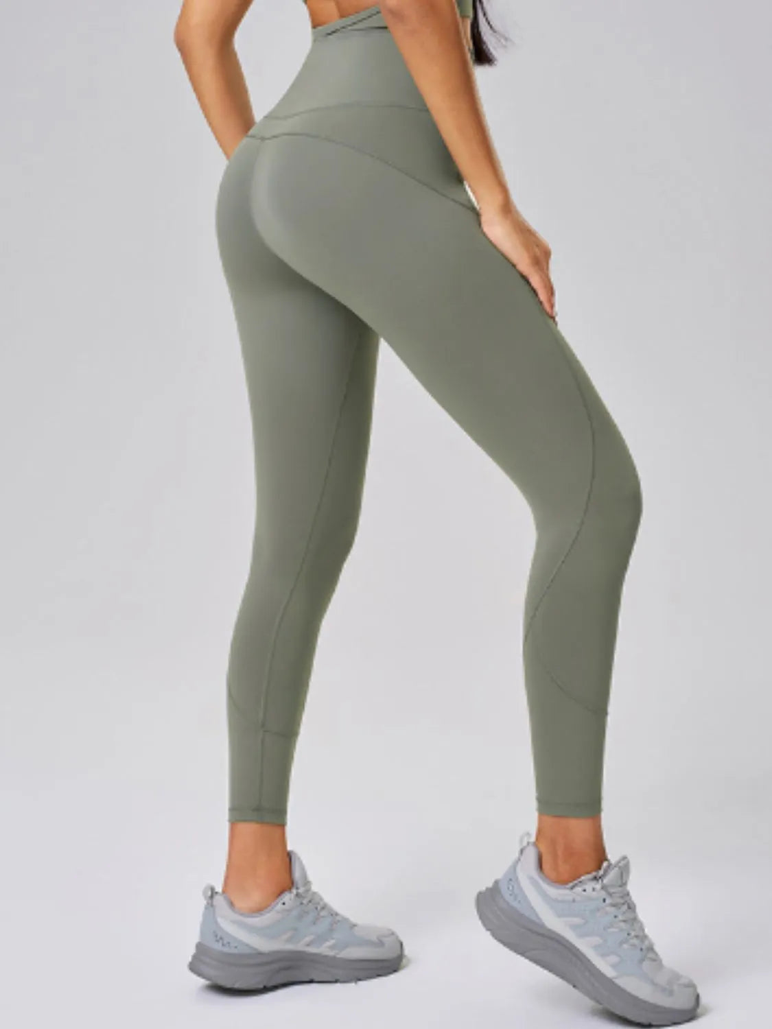 Pocket-Friendly Stretchy Nylon-Spandex Leggings - cas7m