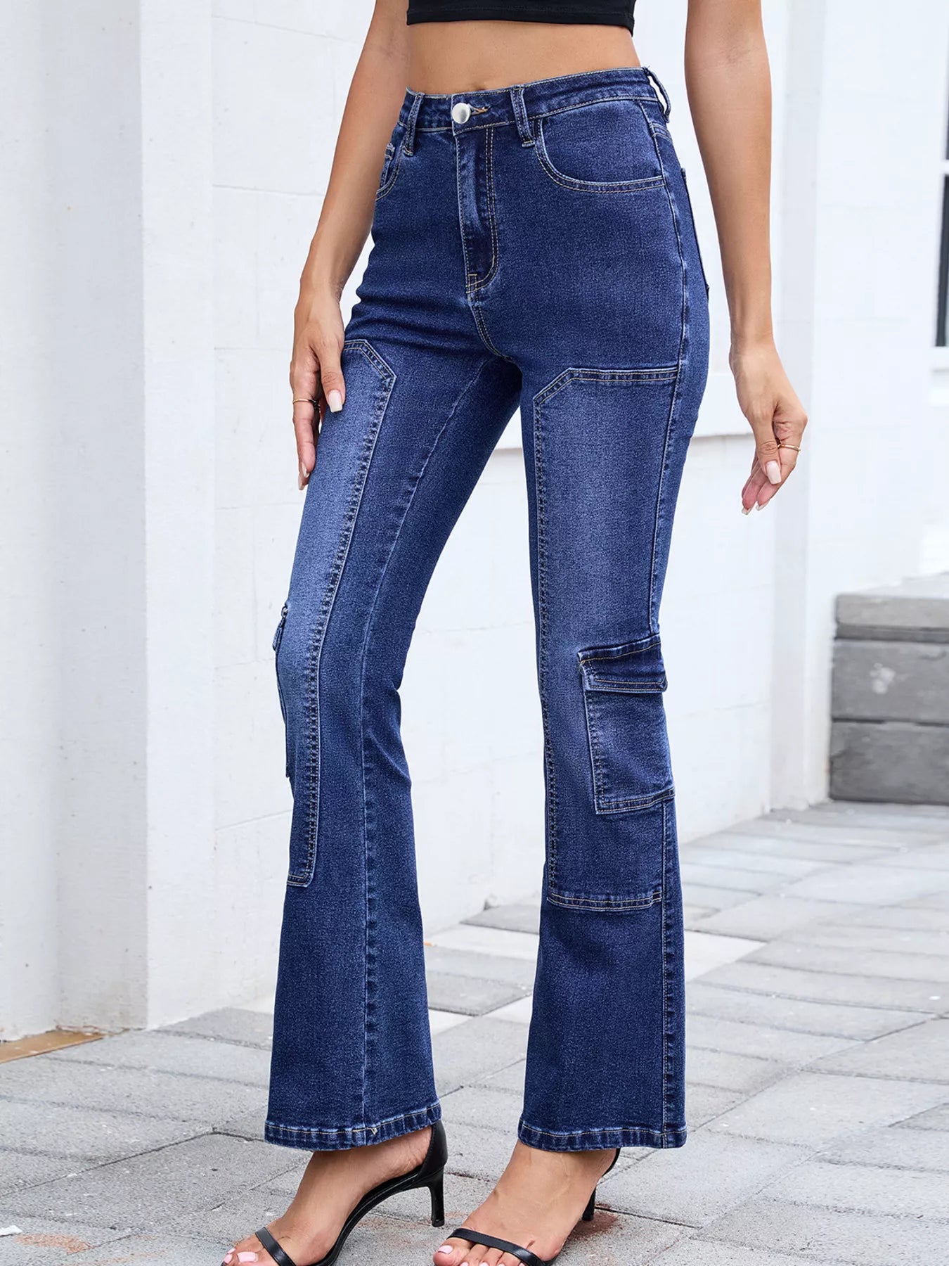 High-Waisted Bootcut Jeans - cas7m