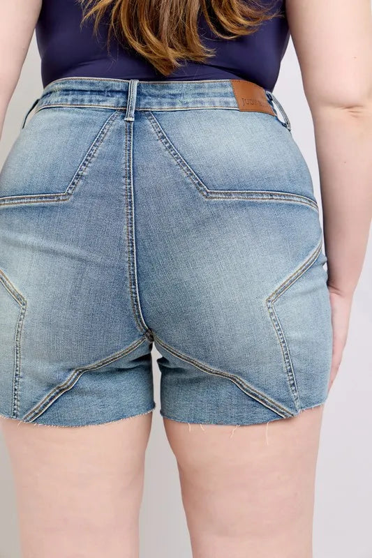 Judy Blue Full Size High Waist Star Seam Detail Denim Shorts Plus Size - cas7m