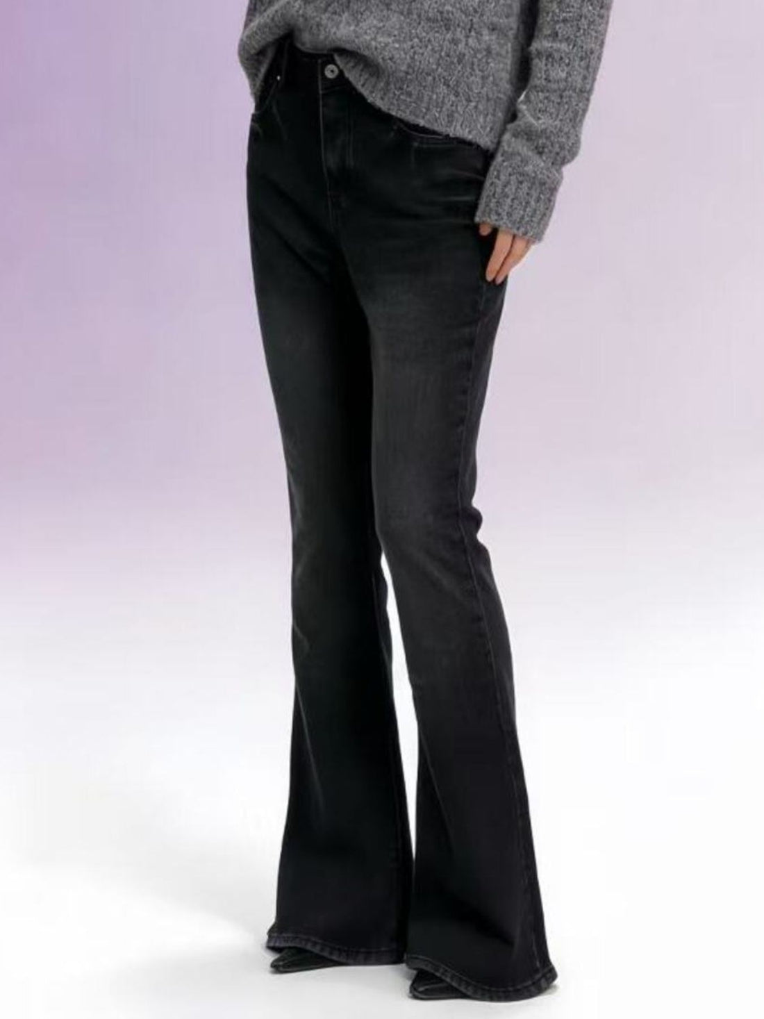 Full Size Vintage Wash High-Waisted Flare Jeans Plus Size - cas7m