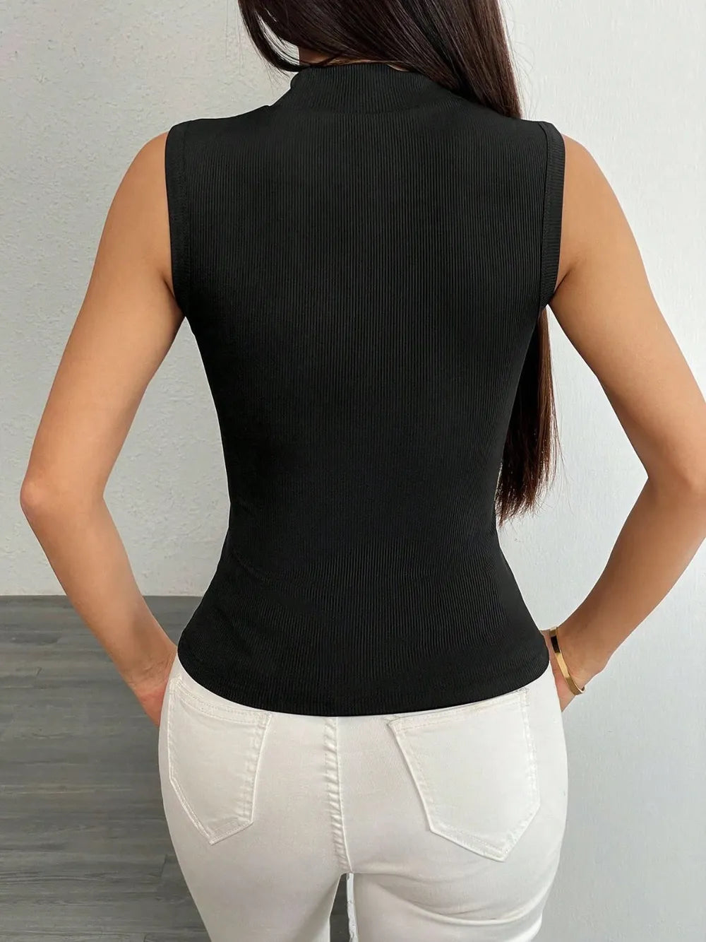 Flower Mock Neck Tank - cas7m