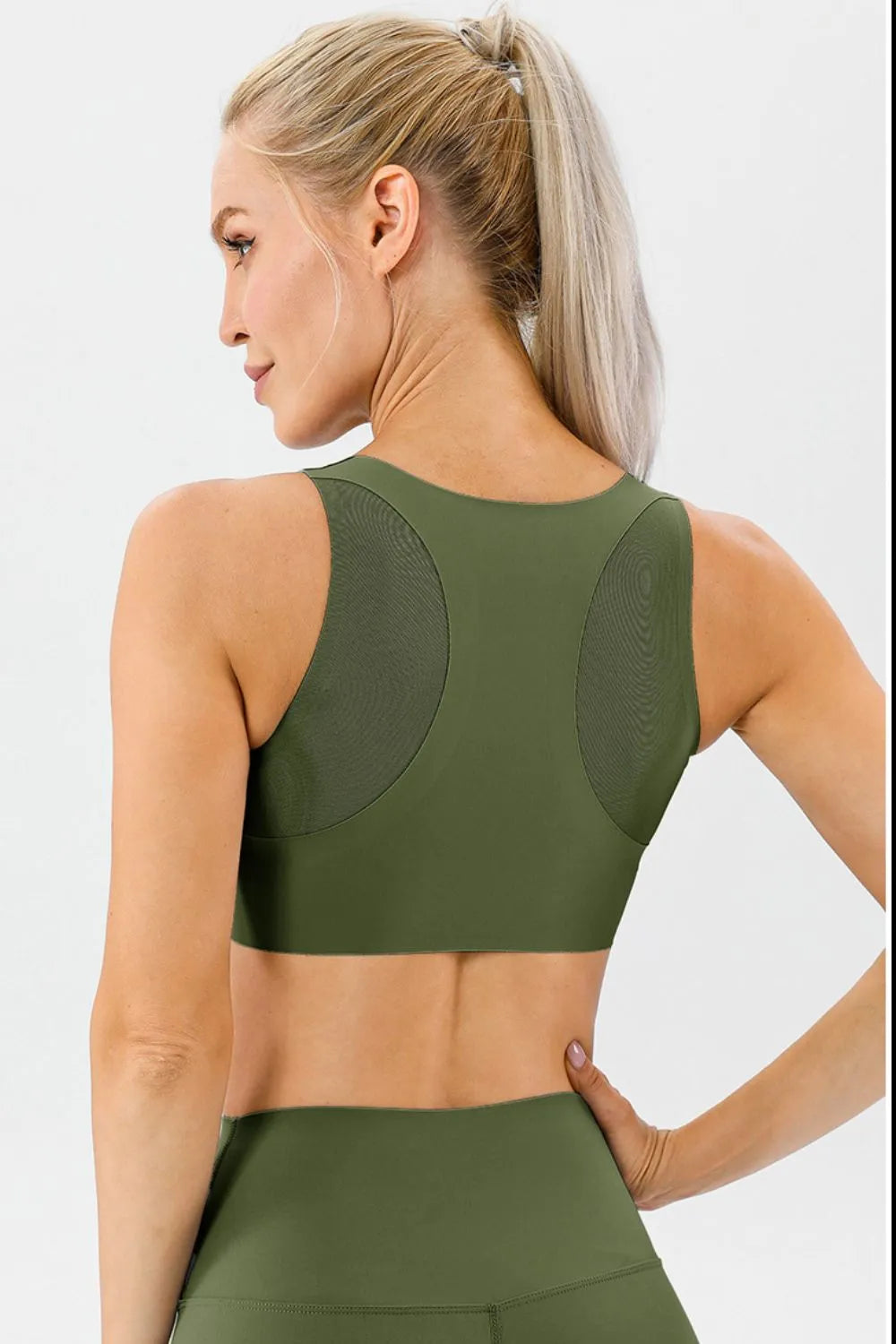 Round Neck Wide Strap Active Bra - cas7m