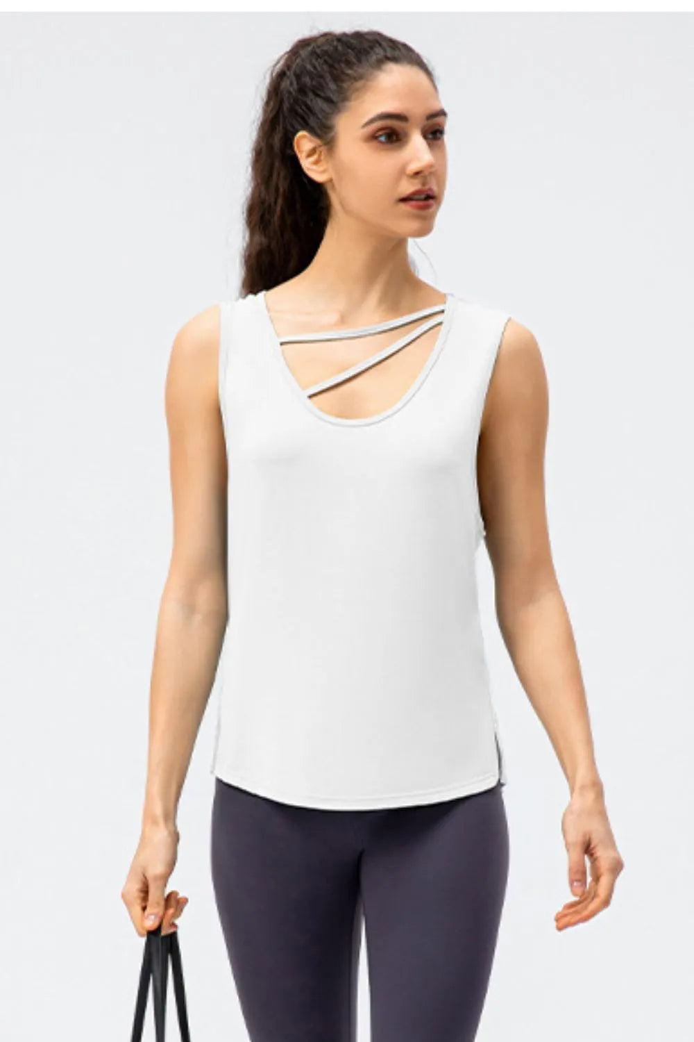 Cutout Reversible Active Tank - cas7m