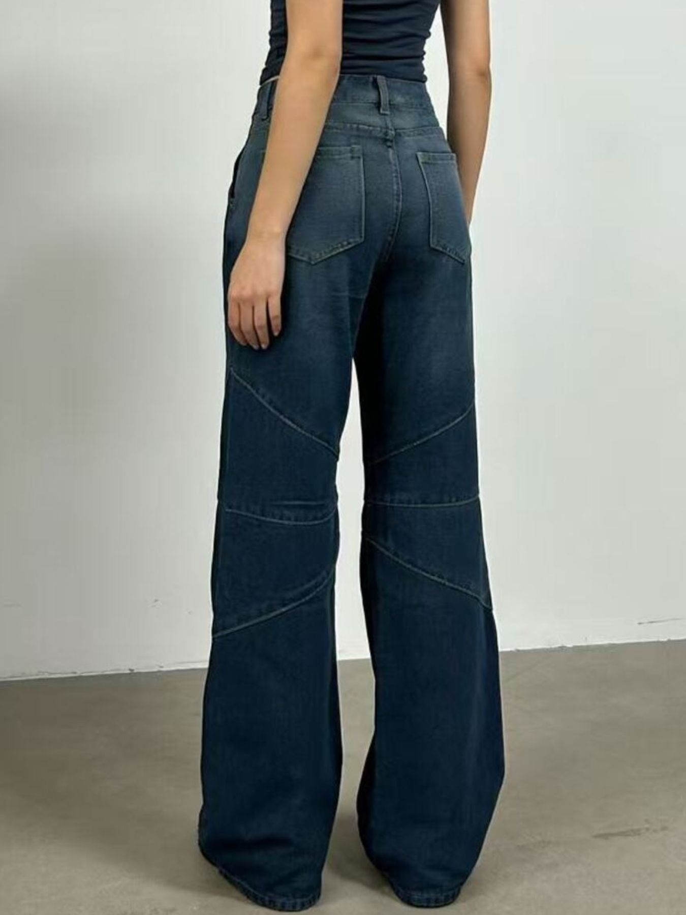 Vintage Wash Wide Leg Jeans - cas7m