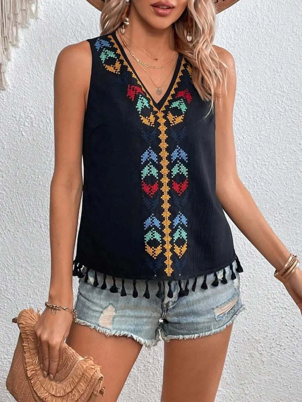 Tassel Printed V-Neck Tank - cas7m