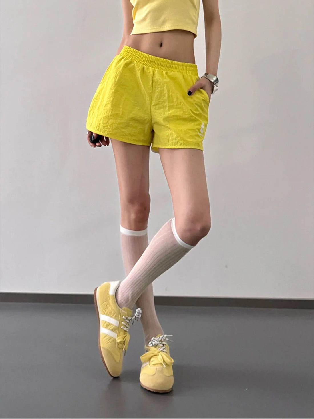 Elastic Waist Shorts with Pockets - cas7m