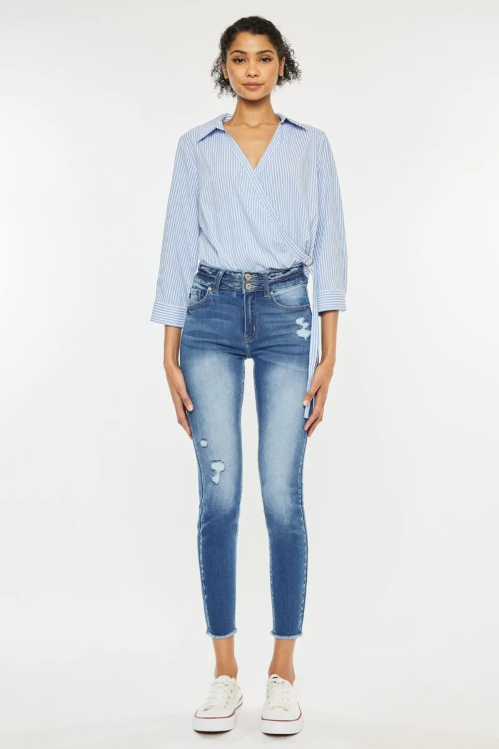 Kancan Distressed Raw Hem High Waist Jeans - cas7m