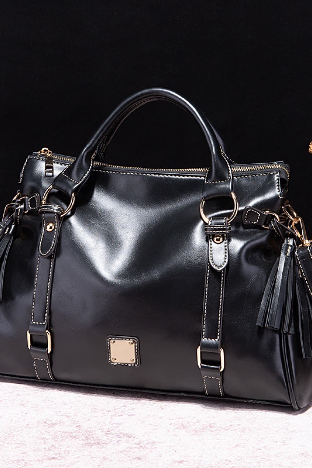PU Leather Handbag with Tassels - cas7m