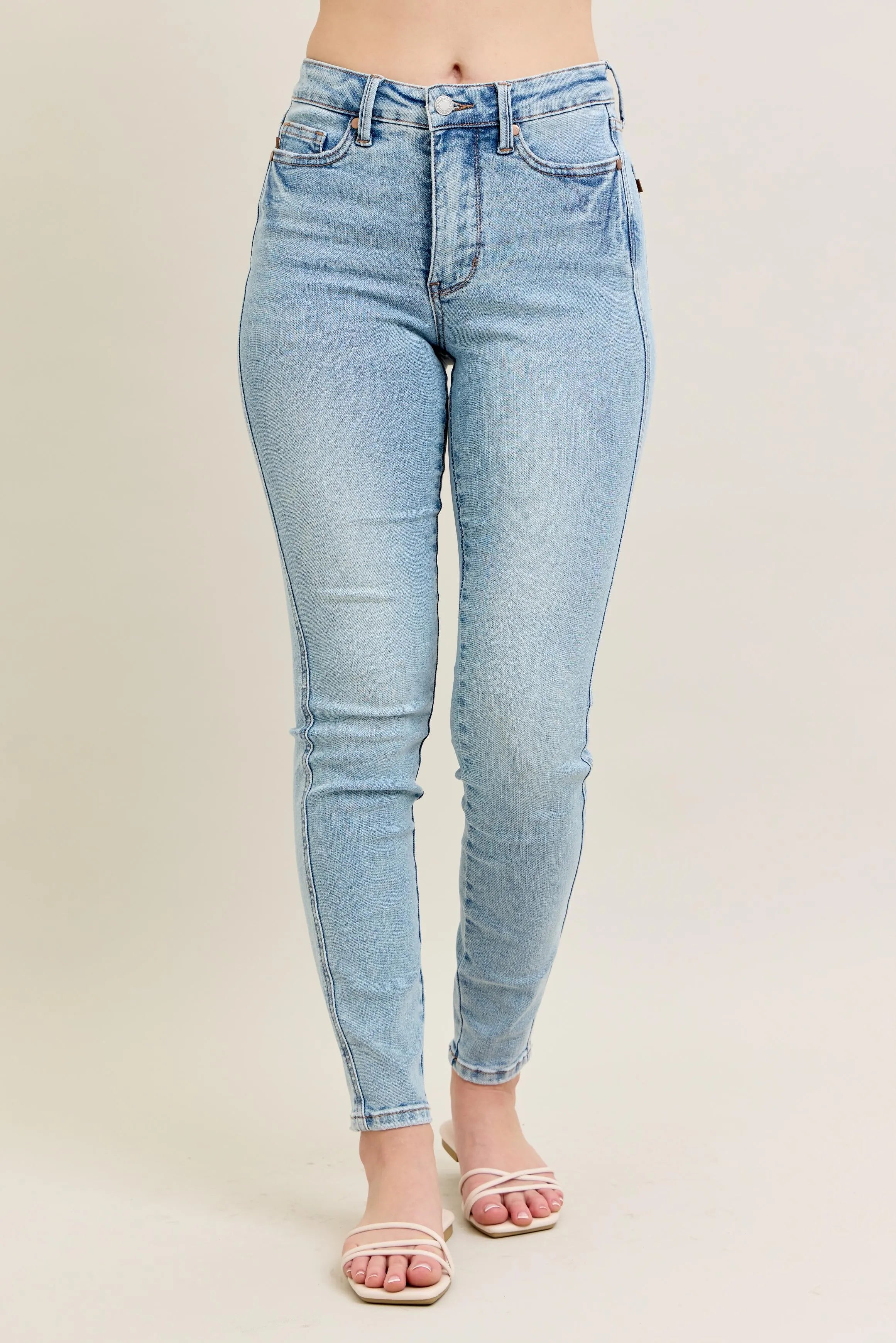 Judy Blue Full Size Mr Tummy Control Vintage Wash Skinny Jeans Plus Size - cas7m