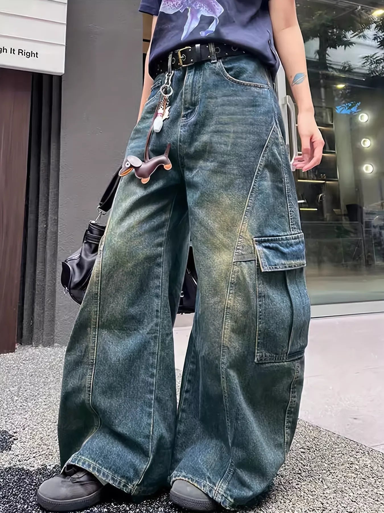 Vintage Wash Wide Leg Cargo Jeans - cas7m