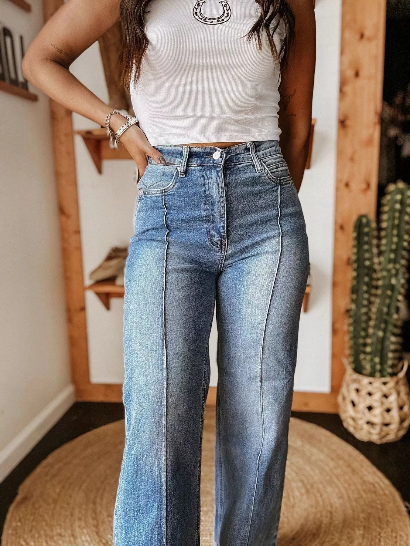 High-Waisted Wide Leg Cuffed Jeans - cas7m