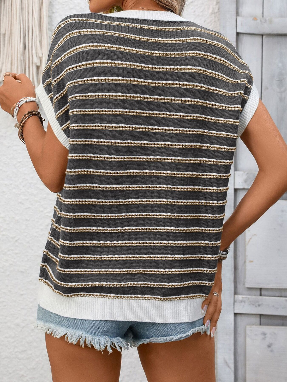 Striped Round Neck Short Sleeve Sweater - cas7m