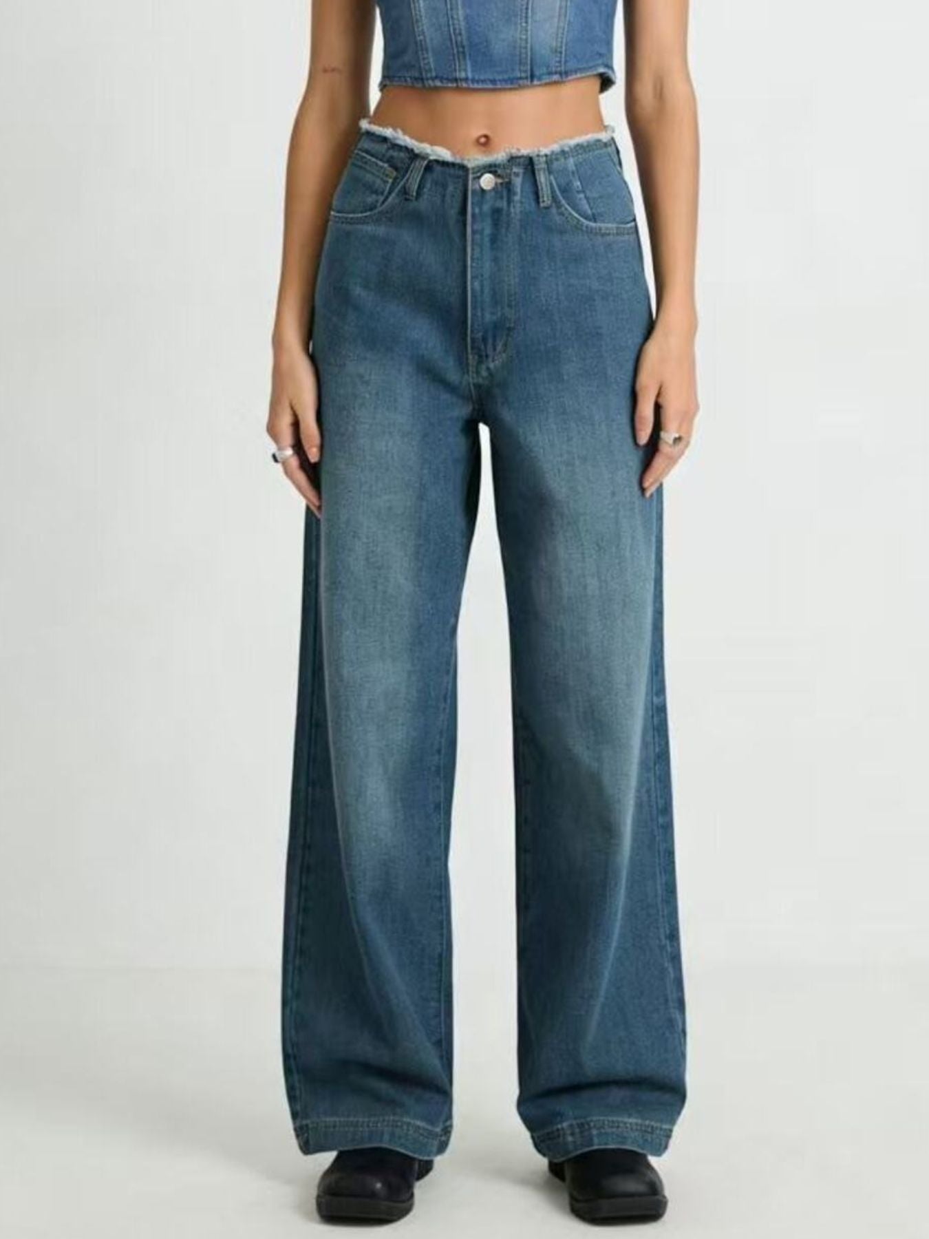 Frayed Hem Wide Leg Jeans - cas7m