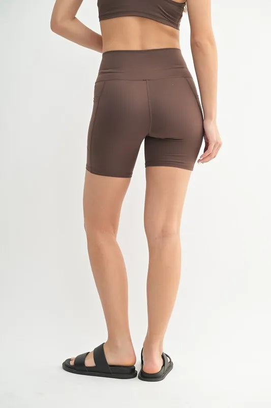 MONO B Venice Cloud Light Sculpt Biker Shorts - cas7m