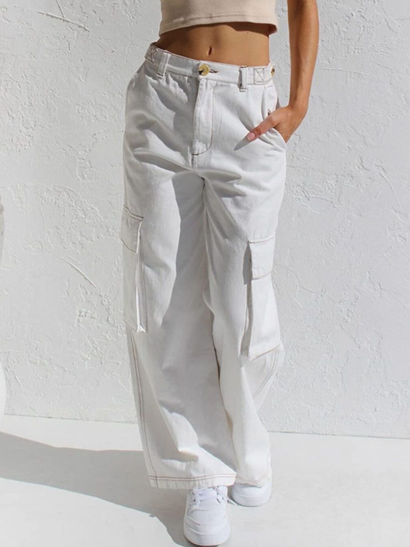 High-Waisted Wide Leg Cargo Jeans - cas7m