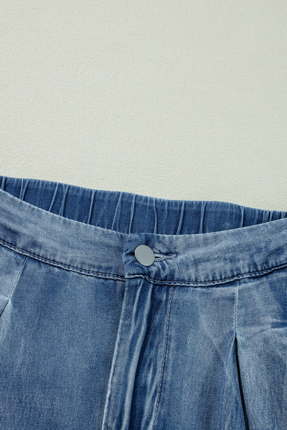 High-Waisted Wide-Leg Jeans - cas7m