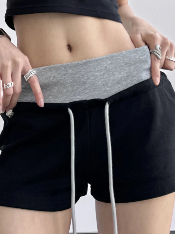 Drawstring Shorts with Contrast Waistband - cas7m