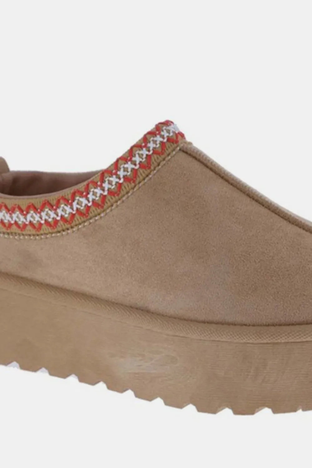 Weeboo Platform Embroidered Trim Slip-On Boots - cas7m