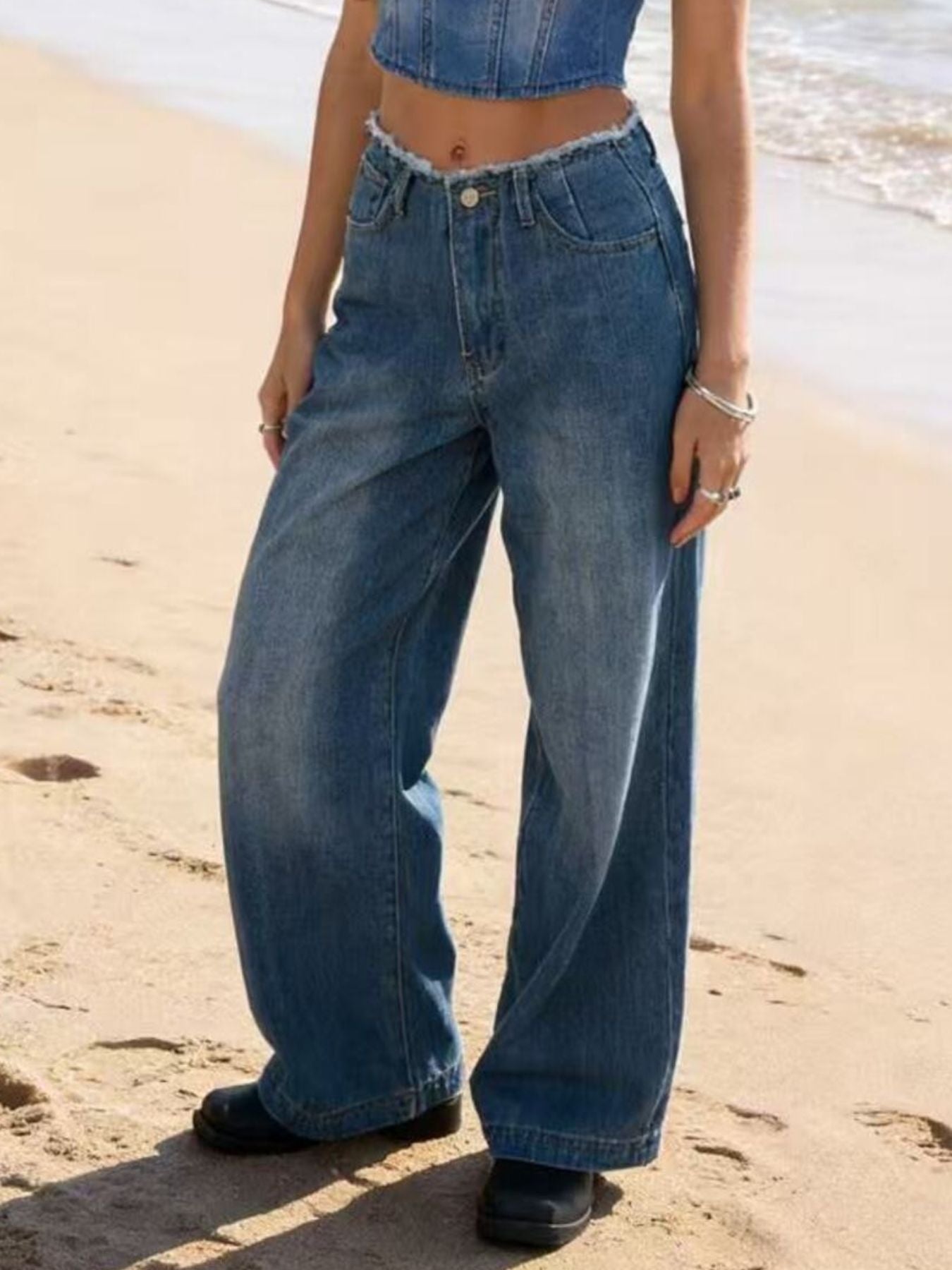 Frayed Hem Wide Leg Jeans - cas7m