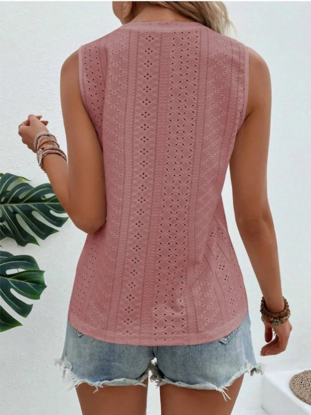 Eyelet Round Neck Tank - cas7m