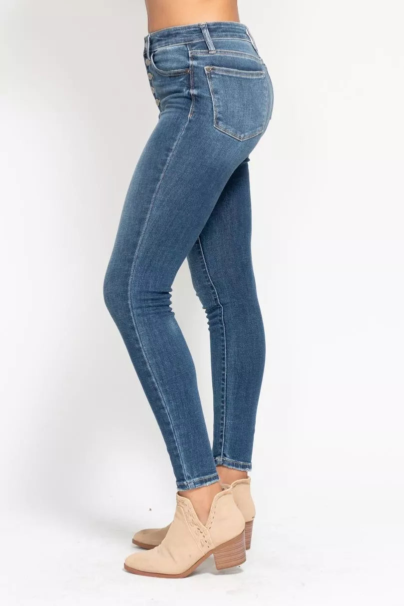 Judy Blue Full Size High Rise Button Fly Skinny Jeans Plus Size - cas7m