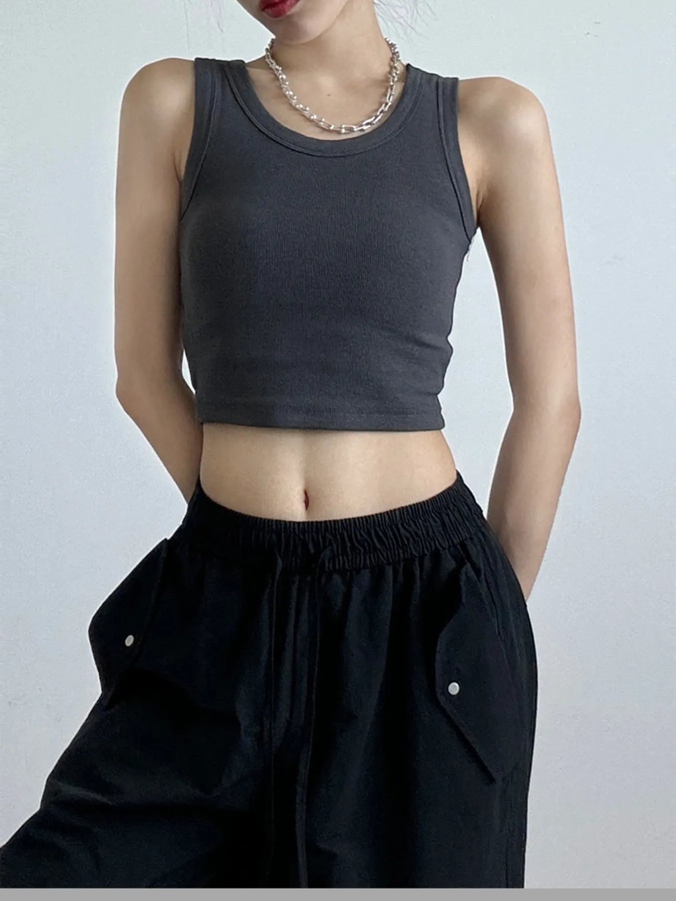 Ribbed Crop Tank Top - cas7m