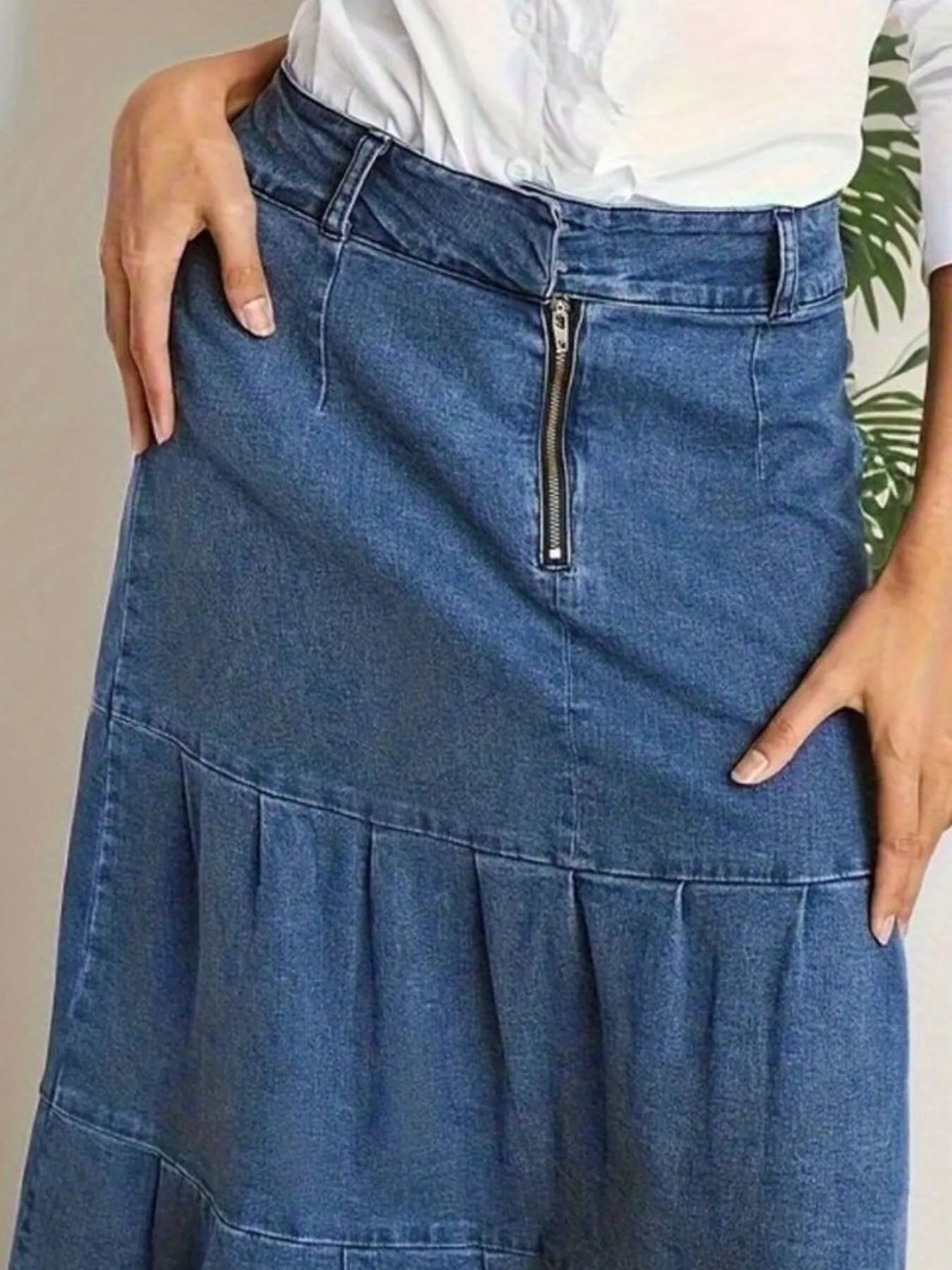 Tiered Maxi Denim Skirt with Zipper Detail - cas7m