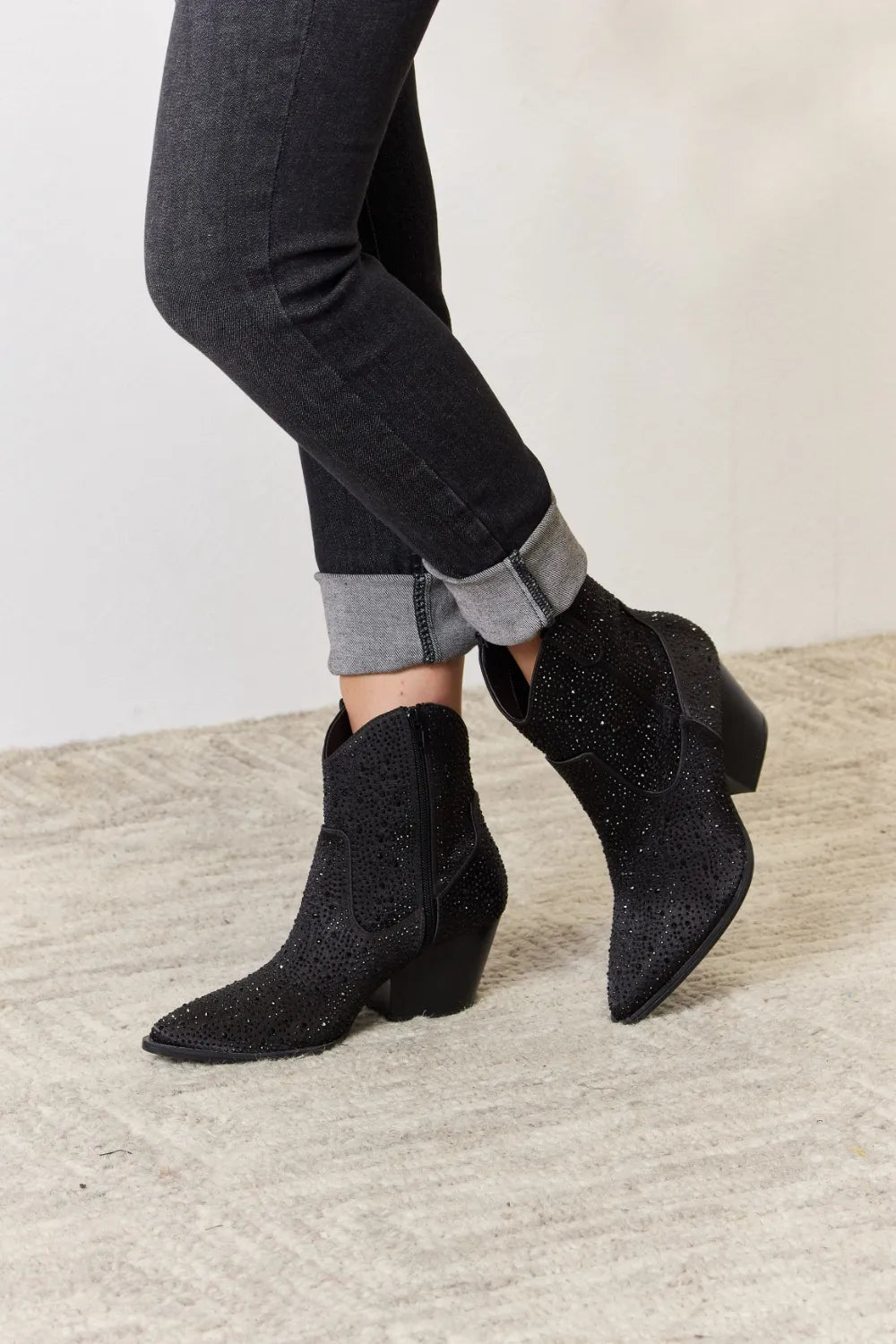 East Lion Corp Rhinestone Ankle Cowboy Boots - cas7m