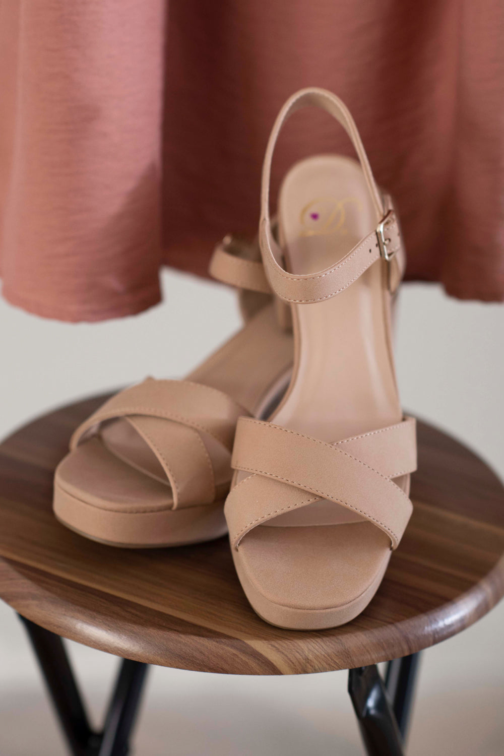 Fortune Dynamic Genuine Joy Crisscross Block Heel Sandals - cas7m