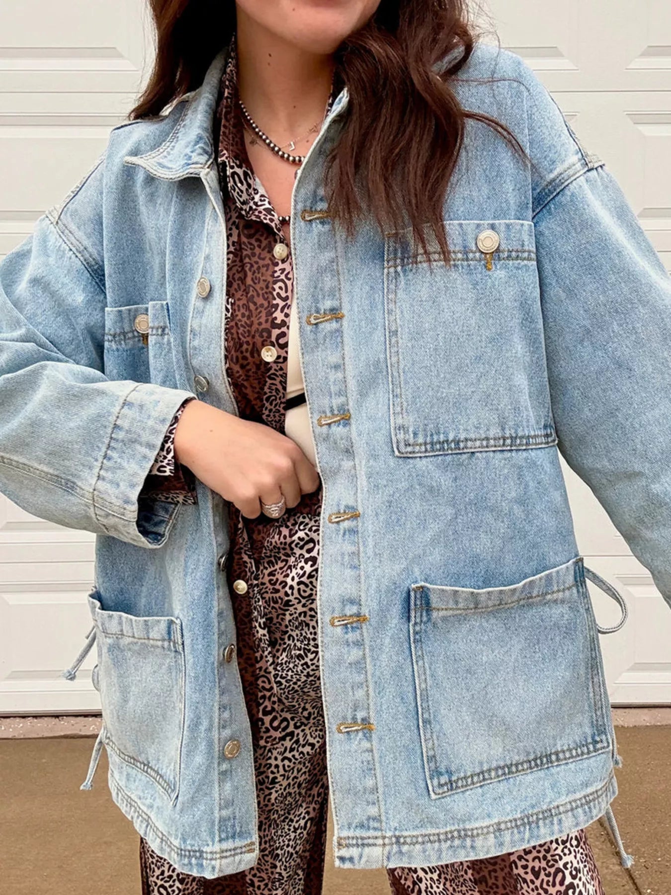Patched Pockets Side Tie Denim Jacket - cas7m