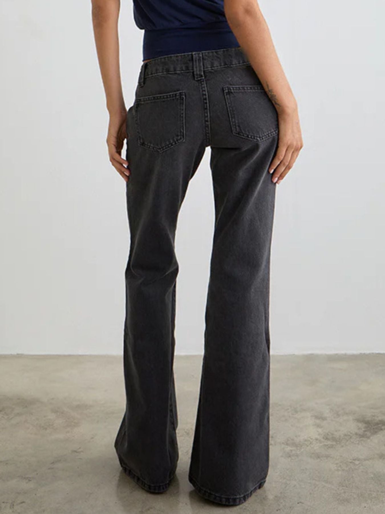 Low Rise Flare Leg Jeans - cas7m