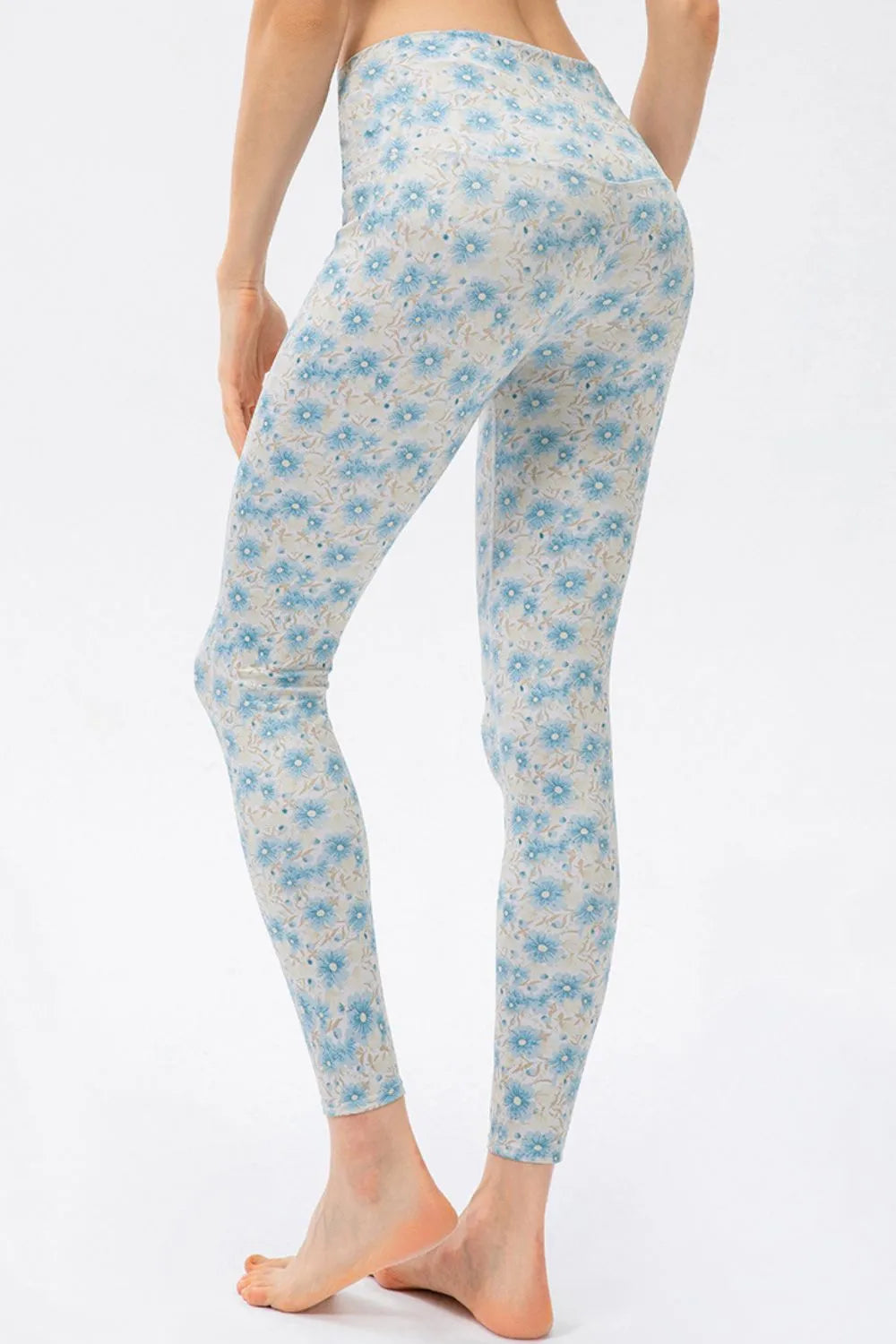 Essential Stretch Nylon Leggings - Comfort Fit for Everyday Wear - cas7m