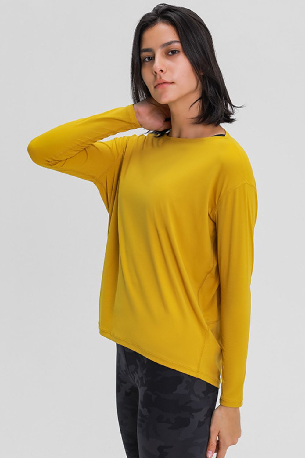 Millennia Loose Fit Active Top - cas7m