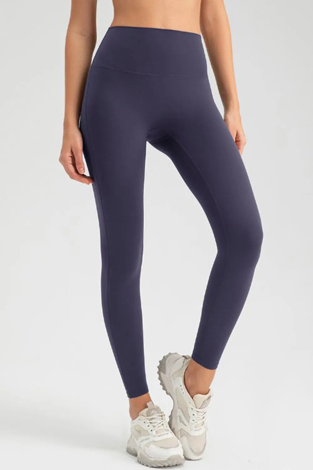 Ultra-Stretch Nylon Leggings for Everyday Comfort - cas7m